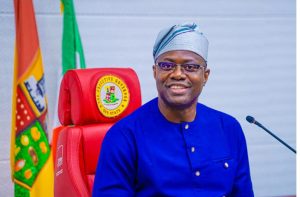 Makinde approves new operational buses for Shooting Stars